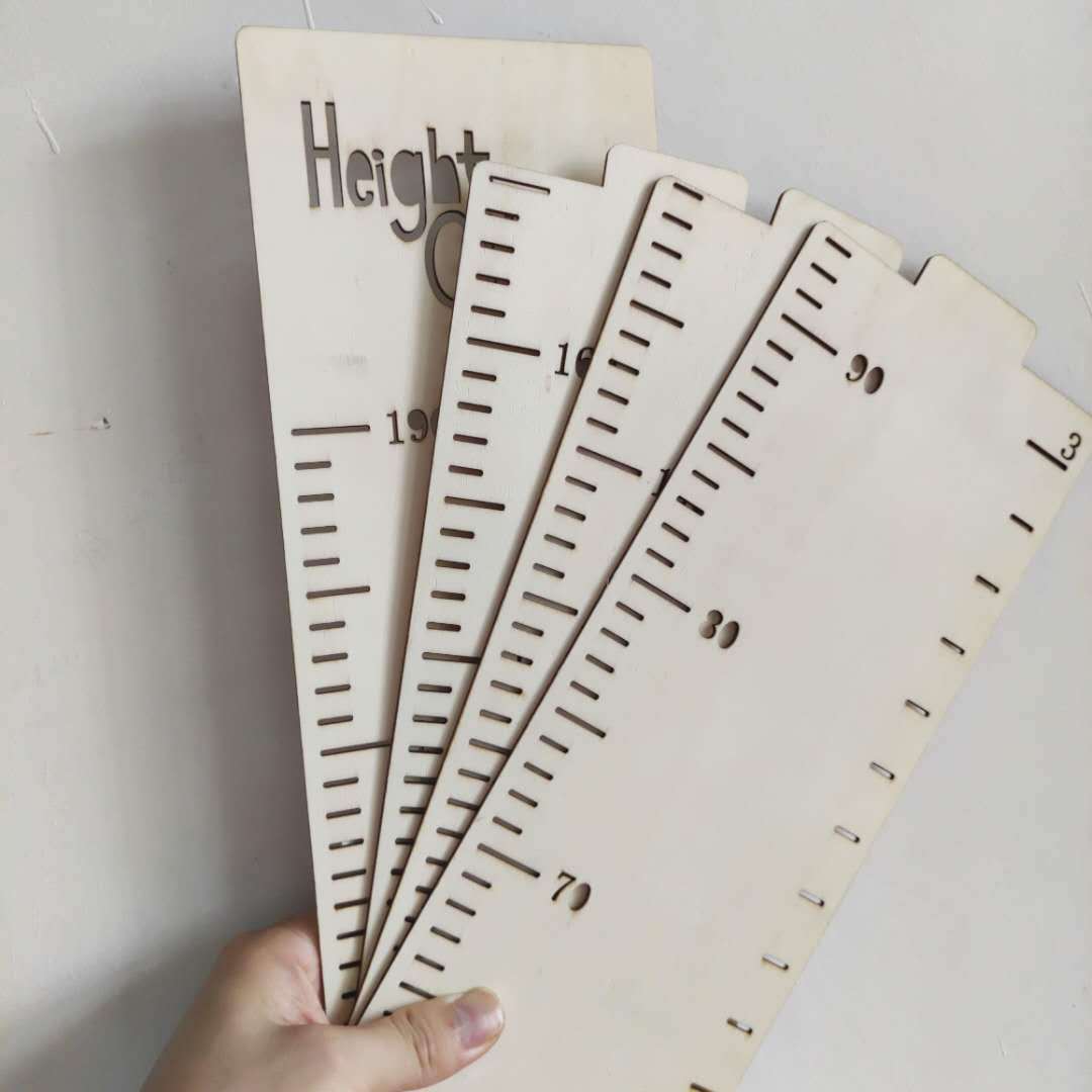 Wooden Kids Height Growth Chart - Hanging Nordic Ruler