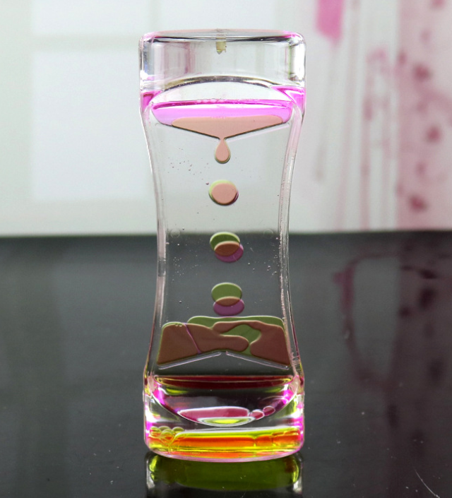 Liquid Motion Bubbler - Floating Oil Drip Sensory Timer