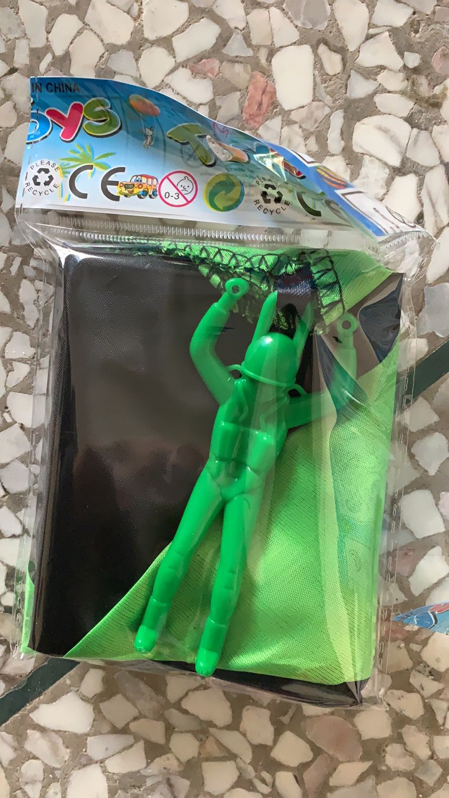 Kids Throw Parachute Toy with Soldier Figure