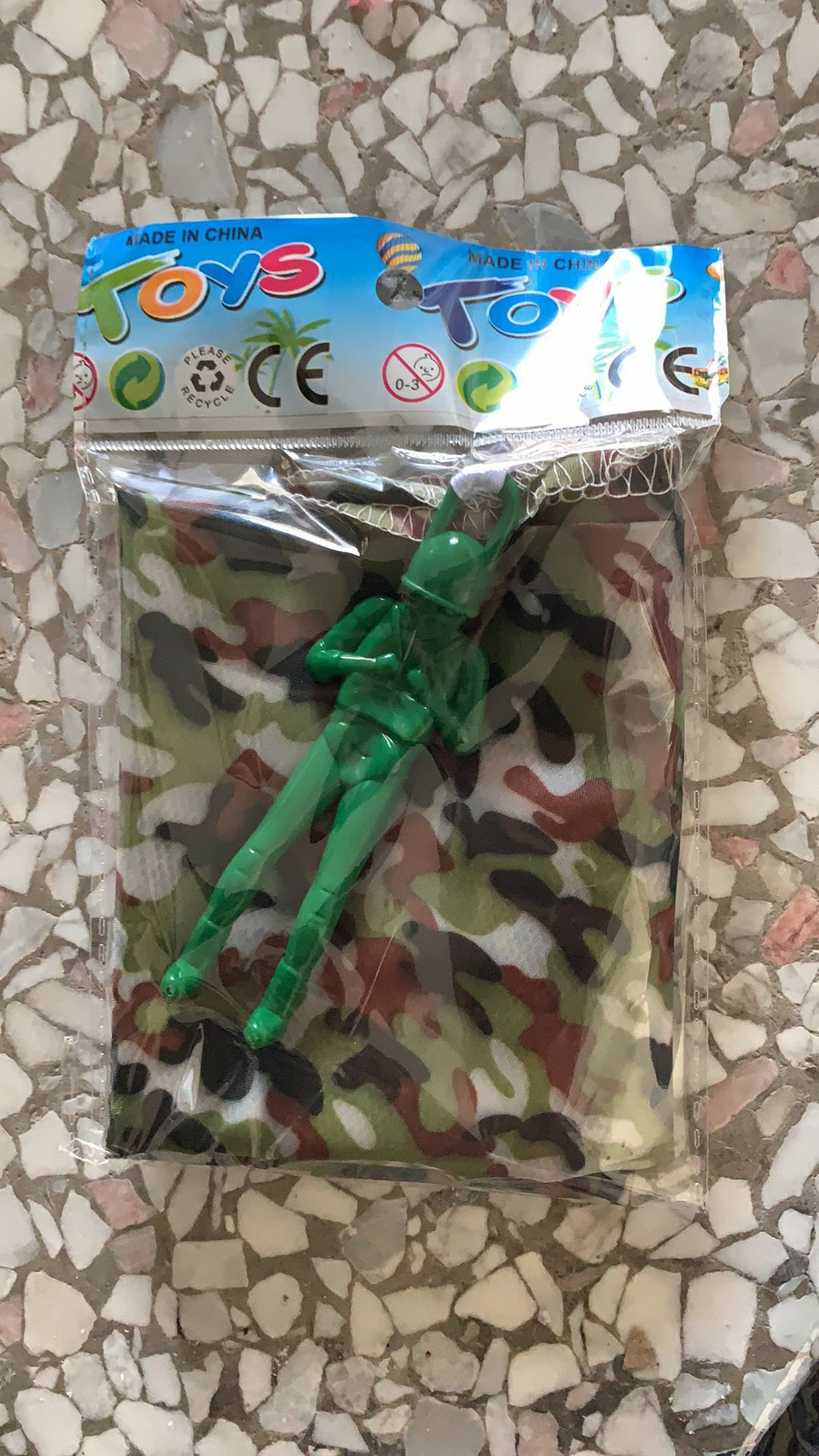 Kids Throw Parachute Toy with Soldier Figure