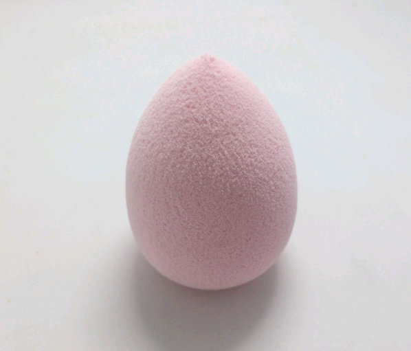 Soft Blender Makeup Sponge - Flawless Foundation & Blending Puff
