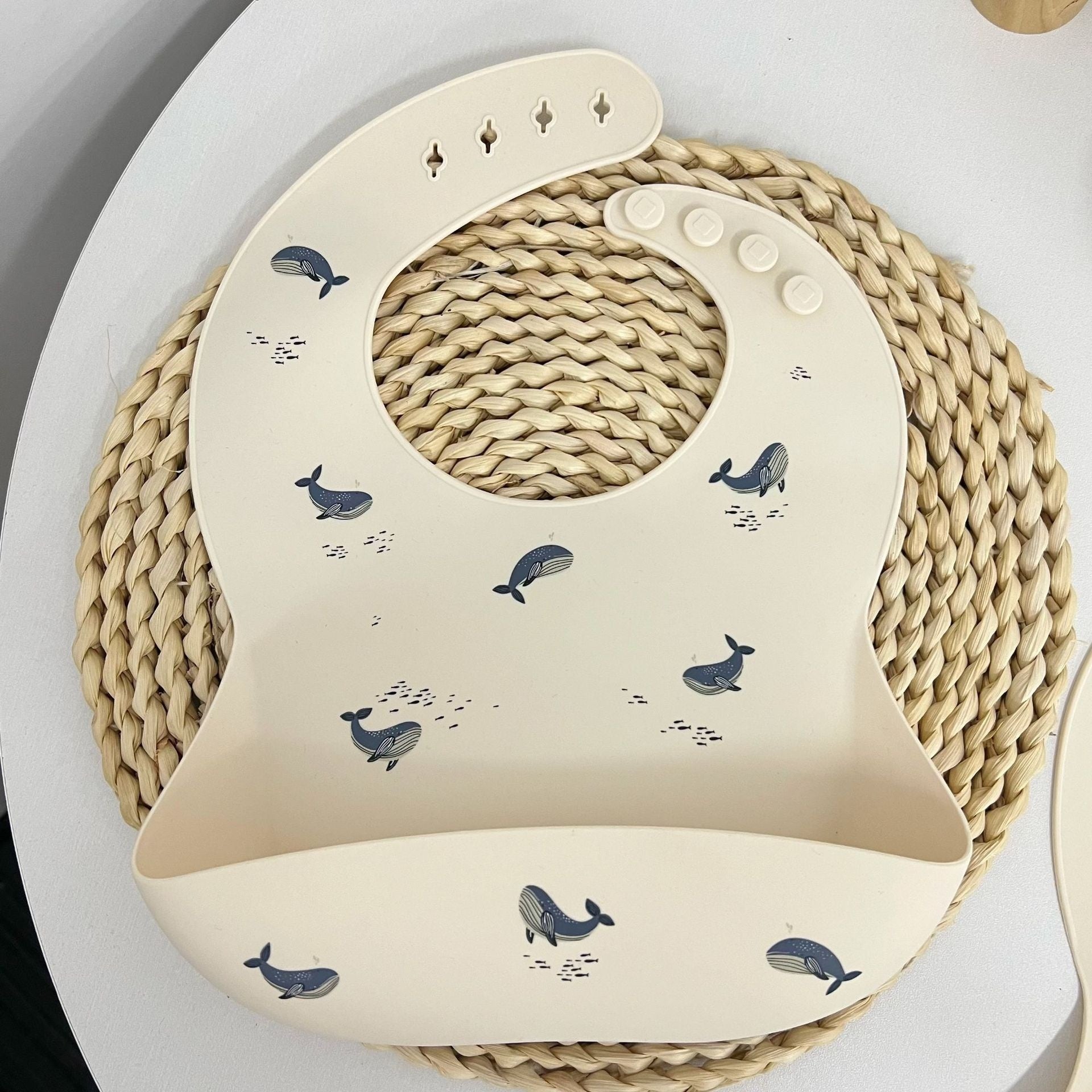Baby Silicone Feeding Bib with Food Catcher (Waterproof)